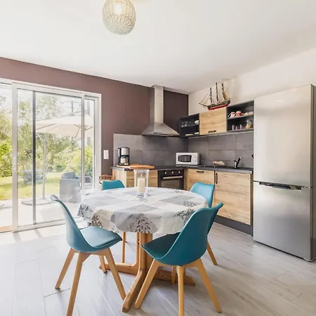Casa de Campo Calme Pres De Pornic Avec Wifi Et Animaux Admis - Fr-1-306-1311 *
